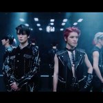 [NCT] 태용이 <b>하네스</b> 디자인 되게 숭한데