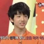 [댓글부탁해] 목 안 늘어나는 <b>반팔</b> 없냐 진짜..