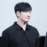 [댓글부탁해] 연예인 <b>실물</b> 후기 공유하자