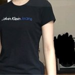 <b>캘빈</b> 반팔티에 교복치마 어때 추반이라도