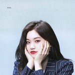 여돌의 흑발은 <b>진리</b>임