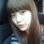 <b>취향</b> 갈리는 수지 두 가지 셀카 스타일