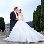 최고가였던 한 <b>셀럽</b>의 웨딩드레스