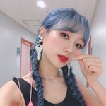 응원 장비 챙겨 멤버 <b>사녹</b> 응원 온 여돌