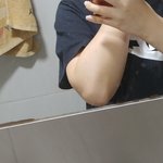 [댓글부탁해] ??나 <b>팔뚝</b> 왜케굵음