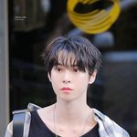 [NCT] 아니 김도영 왜 이런 티셔츠 <b>입어</b>