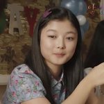ㄹㅇ 김유정 왜케 이뻐졌냐 <b>사각</b>턱 어디감