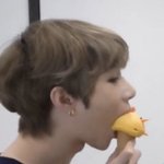 물갈이 할겸 쓰는 내 팬<b>아저</b>짤