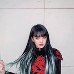 [19] ㅈㅇ)중1인데 <b>민니</b>처럼 머리에옴브레넣는거