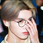 [댓글부탁해] 시즈니들아 엔시티 태용 이거뭐야???