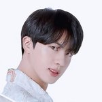 <b>석진</b>