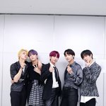 [TXT모아] TXT 2주차 비하인드 포토스케치 페북