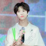 너네 데이터 <b>알</b> <b>몇알</b> 들어옴???