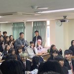 <b>윤산하</b> 졸업식