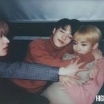 유타 태일은 <b>윈윈</b>을 ㄹㅇ 사랑했던것같ㅁ