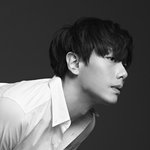 귀 큰 가수 3명