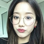 이나은 쌍꺼풀 신기하다