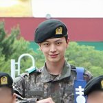 [댓글부탁해] 육성재 데뷔 왜케 빨리한 것 같지 ㅋㅋㅋㅋ