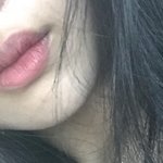 입술 <b>이사진</b>만 보면 어때 보여