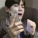 [방탄소년단] 탄이들이 날 깨워주네