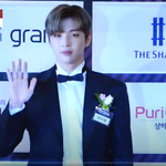 [댓글부탁해] 강다니엘 오늘 뜻깊은 대상 ㄱㄱㄱㄱ