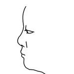 얼굴에 못생기지 않은 구석이 하나도 없는 것 같아