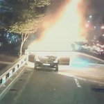 세종시 한복판 카니발 <b>화재</b> "차량 전소, 부상자 없어"