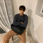 세븐틴 민규는 헤어<b>라인</b> <b>정리</b> 후에 더 멋있어진듯