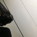 나 파마했는데 오른쪽이 풀린 거 같아