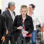 유령 같은 옷만 고른다는 루시 보인턴