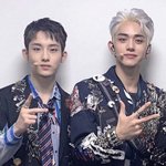<b>윈윈</b>이랑 욱희 손 크기..