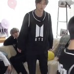 [방탄소년단] 어제 <b>준이</b>가 <b>준이</b> 한거 앎? ㅋㅋㅋㅋ