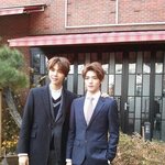 태용 이 사진 ㄹㅇ로봇같음