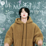 군침이 싹도노라 하기엔 <b>양심</b>이걸린다