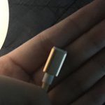 ㅅㅂ 아이폰 충전기 <b>박힘</b>