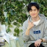 [EXO] 갑자기 <b>준면</b>이 온다