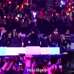 [이것좀봐줘] 2017홍콩 마마 보는데 응<b>원봉</b>