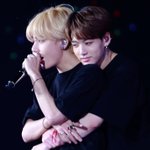 <b>아</b> 너무배고파 어떡해 <b>뭐</b> 먹고싶은딩