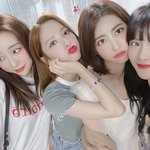 다이아 우주소녀 <b>친목</b>