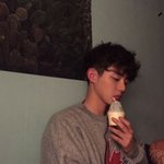 <b>이분</b> 누구신지 아시는분 ㅠㅠㅠ