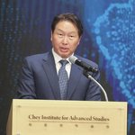 최태원 "현금 모아라"에…<b>SK</b>계열사 총동원 5조 확보