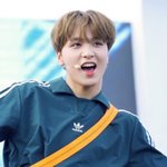 [댓글부탁해] 야 근데 너넨 <b>조각</b>같이 잘생긴거 좋냐