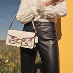 [댓글부탁해] 플<b>로럴</b> 디자인의 가방인데 뭐가 더 이쁜가요?ㅎ-ㅎ