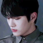 <b>보민</b> 왜이렇게 잘생겼냐