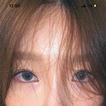 [이것좀봐줘] 이 사진 속 태연 <b>렌즈</b> 봐바 !!!