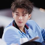 뜬금 없긴한데 <b>타오</b> 잘생기지 않음?