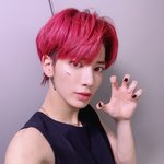 <b>태현</b>이 네일했네