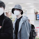천러가 무대의상보다 <b>사복</b> 더 잘입네