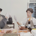 [방탄소년단] 아니 이것도 <b>재질</b> 차이가 ㅋㅋㅋㅋㅋㅋ