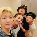 [위너] 우리도 글마다 사진 <b>달기</b>로 한거